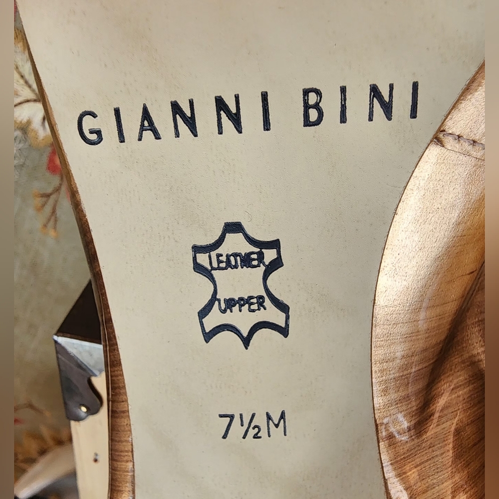 Gianni Bini Gold Glamour Heels - Picture 8 of 10